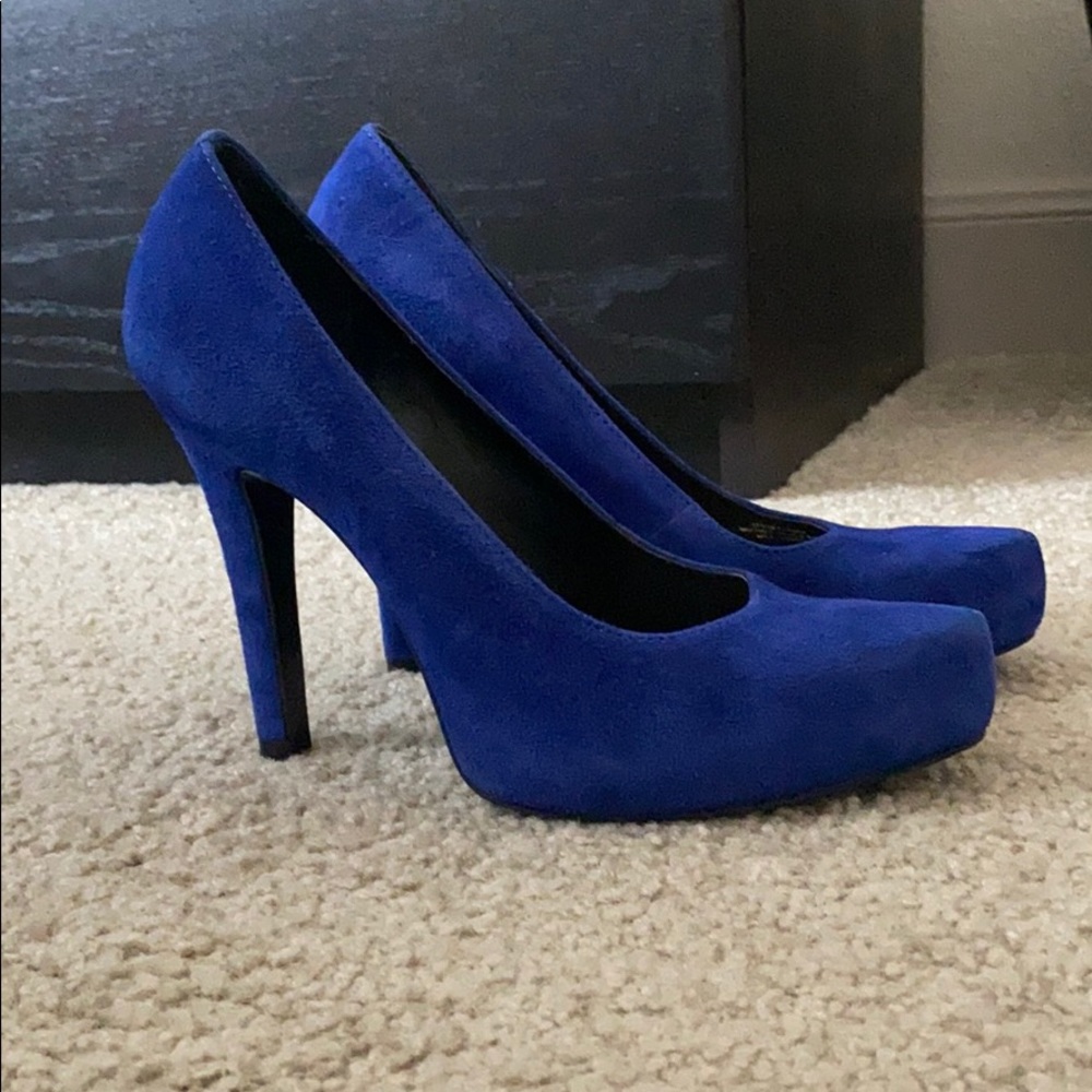 Suede pump heels